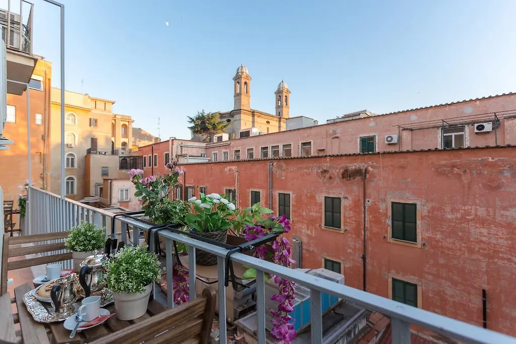 Apartment Townhouse By The Spanish Steps Rome