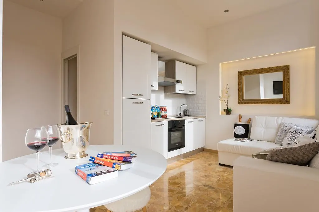 Apartment Townhouse By The Spanish Steps Rome